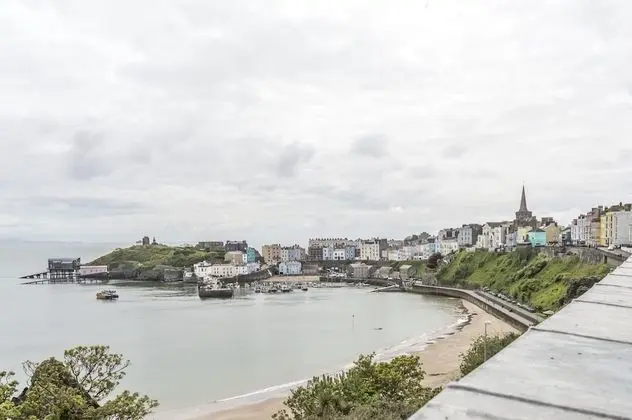 North Beach Heights - 3 Bedroom - Tenby