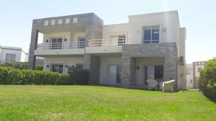 North Coast Amwaj Twin house S62 - Dış Mekan
