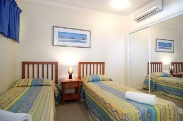 North Cove Waterfront Suites