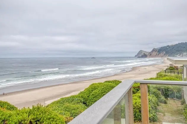 North Jetty House - Plaj