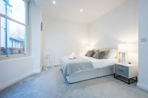 North Lane Apartment by Tŷ SA