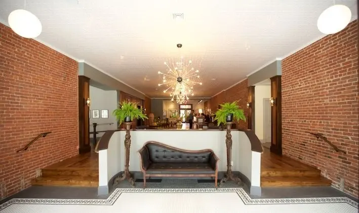 Hotel On North - Lobi
