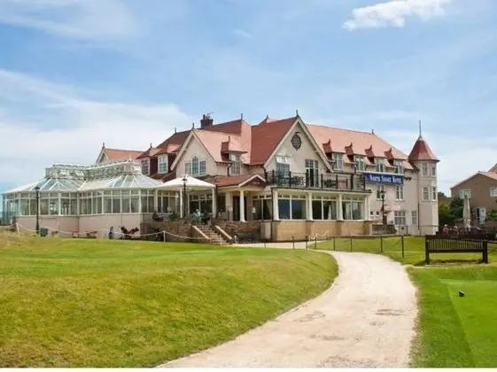 North Shore Hotel