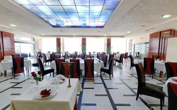 North Star Continental Resort - Yeme / İçme