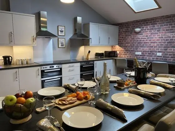The North Wales Gathering - 9 Bedroom - EV Charging - Oda