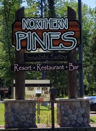 Northern Pines Resort - Plaj