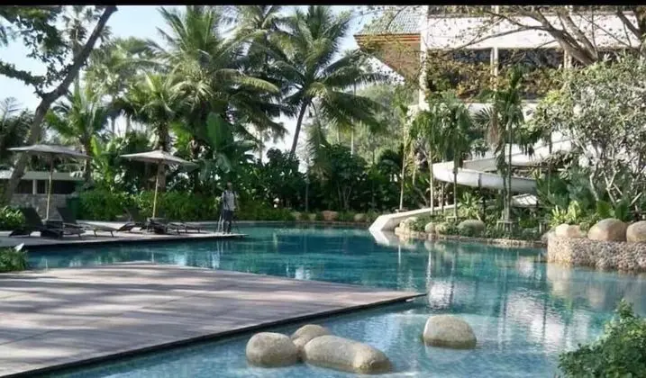 NorthPoint Pattaya with Sea View - Havuz