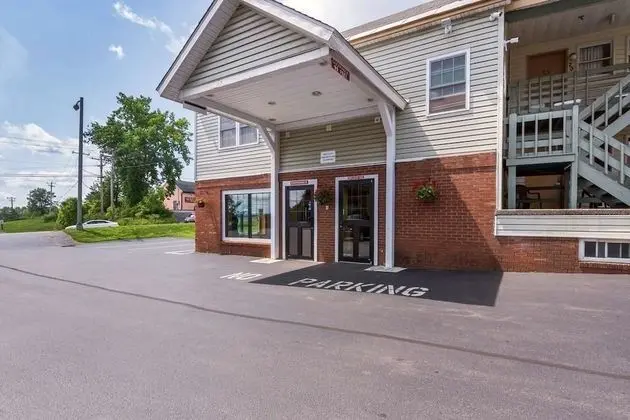 Northway Inn Queensbury - Lake George - Dış Mekan
