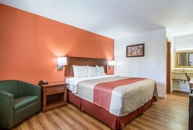 Northway Inn Queensbury - Lake George - Oda