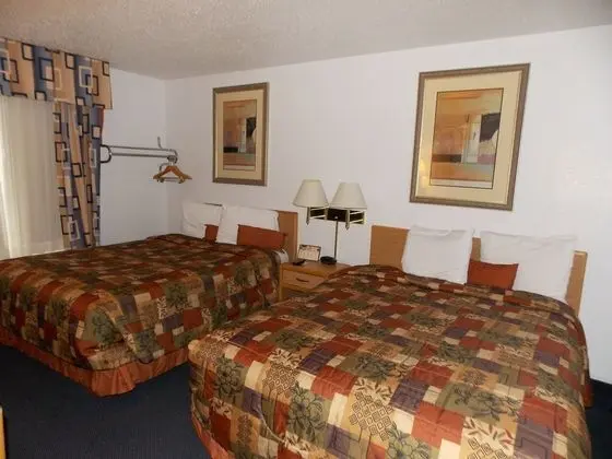 Norwood Inn & Suites - Roseville - Genel