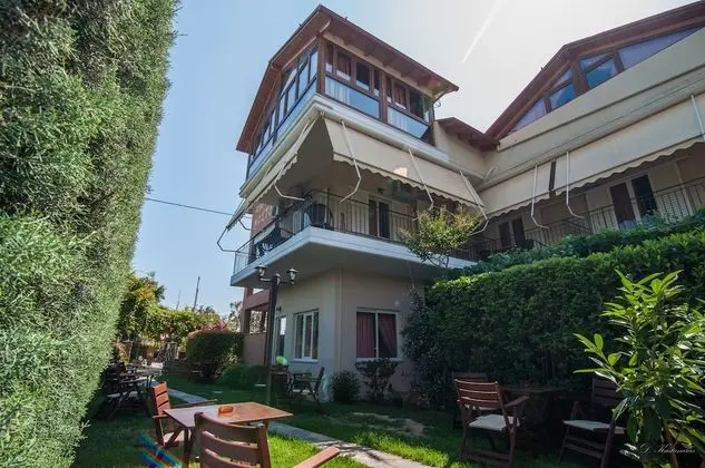 Nostos Apartments