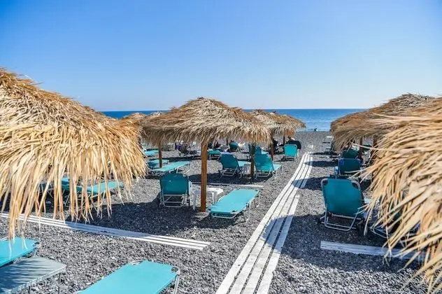Nostos Beach