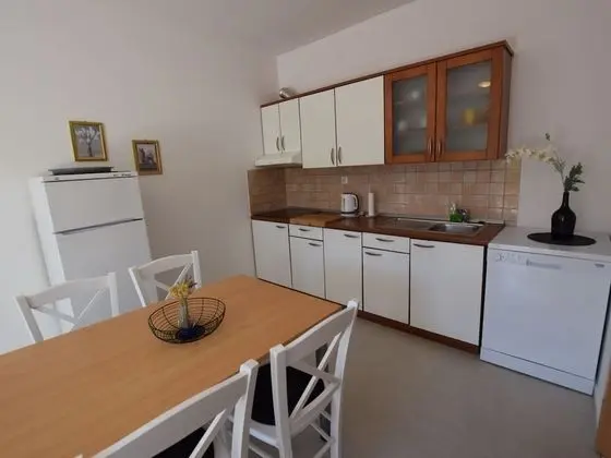 Not Detached Home With Private Terrace and Garden - Mutfak