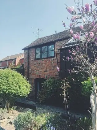 Notley House & The Coach House - Dış Mekan