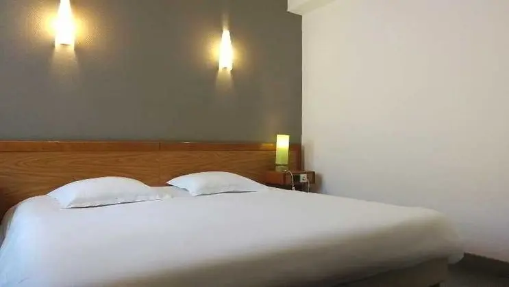 Hotel Notre Dame - Oda