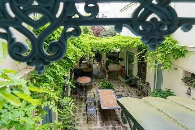 Nouvel Hôtel Paris - Dış Mekan