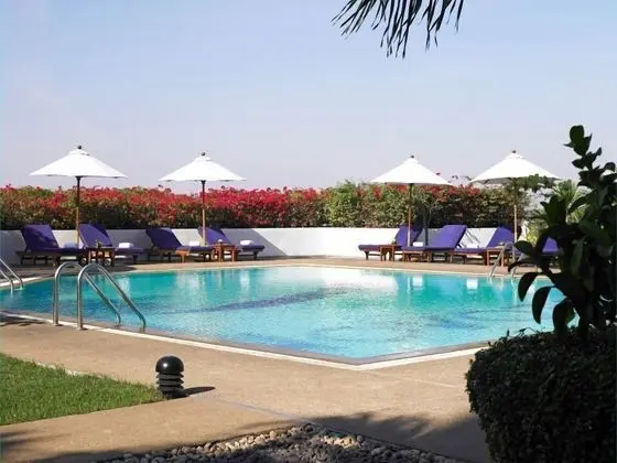 Novotel Bangkok Bangna - Havuz