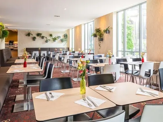 Novotel Brussels City Centre - Dış Mekan