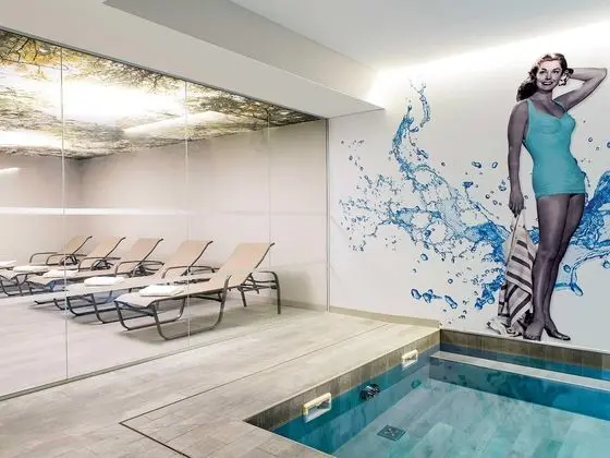 Novotel Brussels City Centre - Havuz