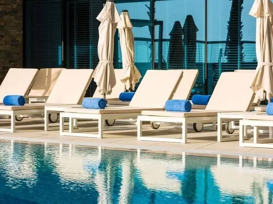Novotel Dubai Al Barsha - Havuz