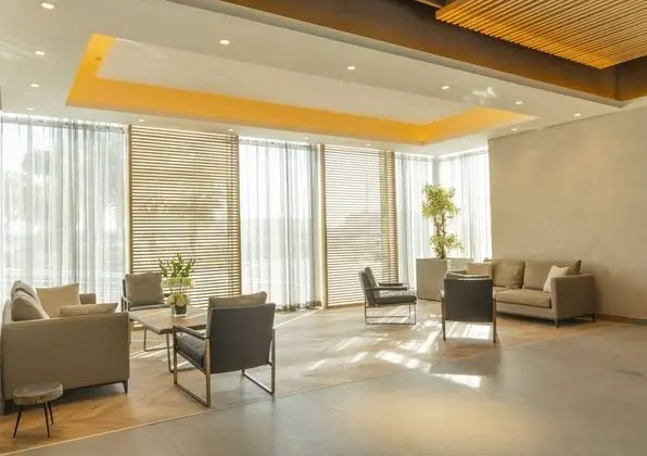 Novotel Jumeirah Village Triangle - Lobi