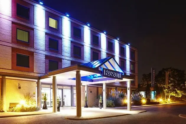 Novotel London Heathrow  M4 Jct 4