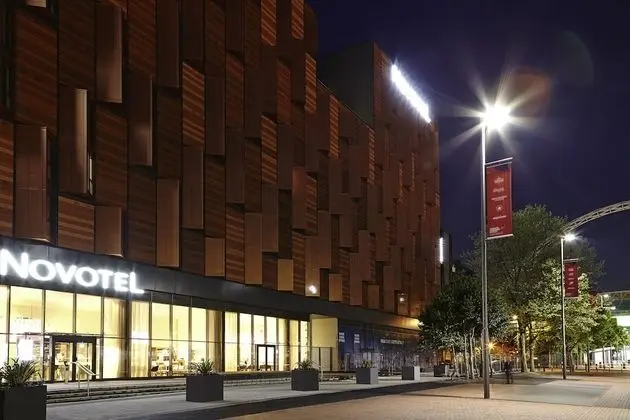 Novotel London Wembley - Dış Mekan