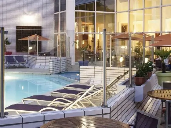 Novotel Lyon Gerland Musee Confluence