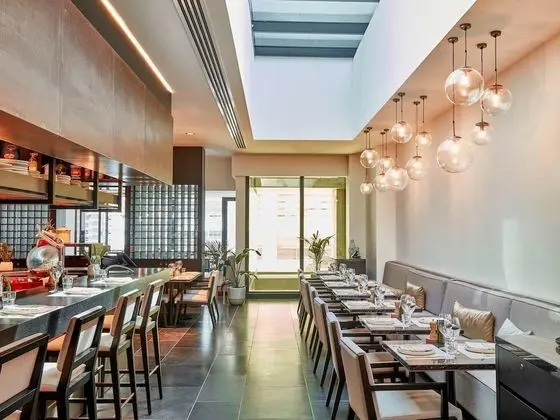 Novotel Melbourne Central - Yerinde Yemek