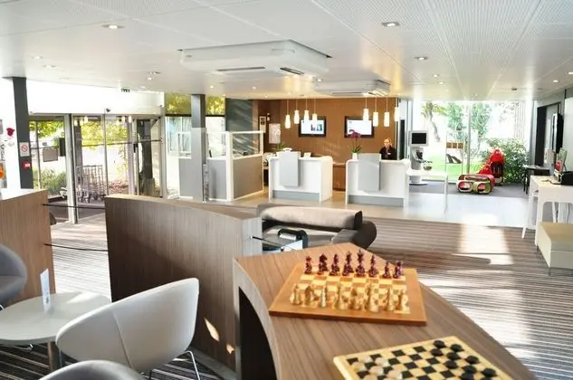 Novotel Nantes Carquefou - Lobi