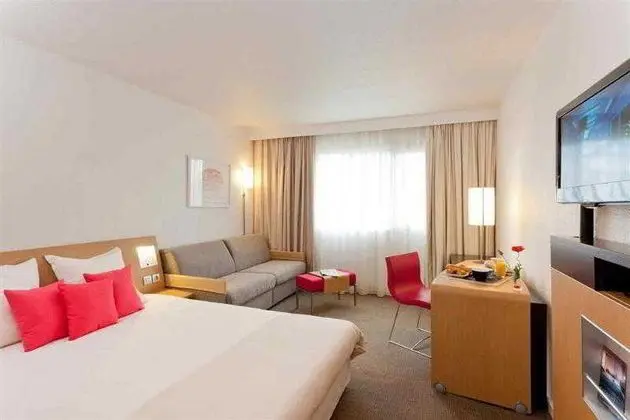 Novotel Pau Pyrenees - Genel