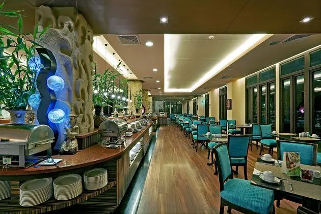 Novotel Phuket Vintage Park - Yeme / İçme