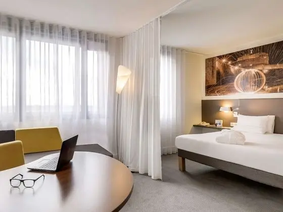 Novotel Suites Paris CDG Airport Villepinte - Oda