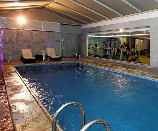 Novotel Suites Riyadh Olaya - Havuz