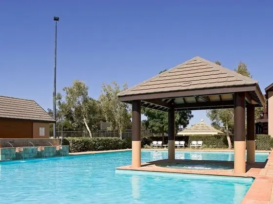 Novotel Swan Valley Vines Resort - Havuz