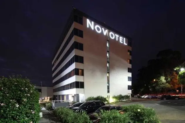 Novotel Sydney West HQ - Genel