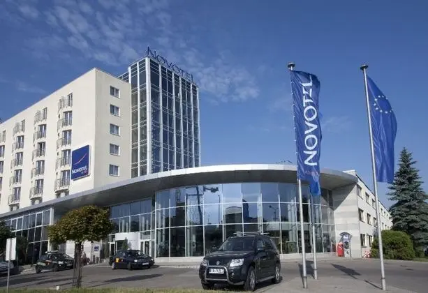Novotel Warszawa Airport - Genel