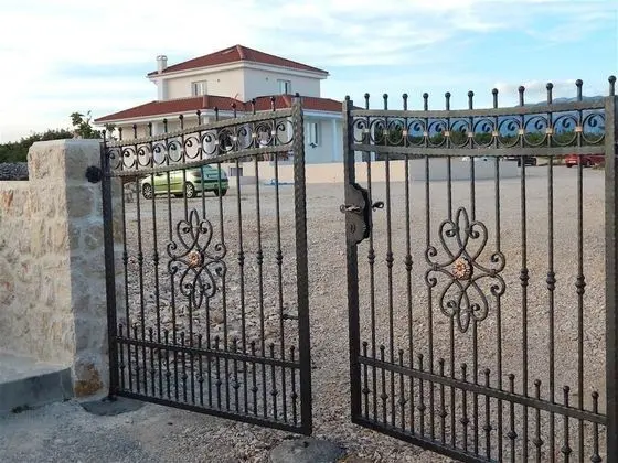 Villa Novalja Katarina