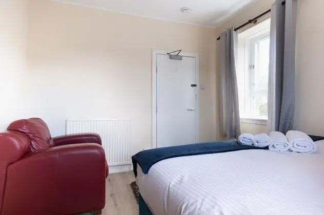 Novelty Suites - Powis Circle - Oda