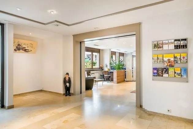 Novum Rega Hotel Stuttgart - Lobi