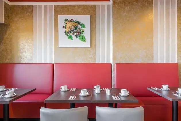 Novum Hotel Ruf Pforzheim - Yeme / İçme