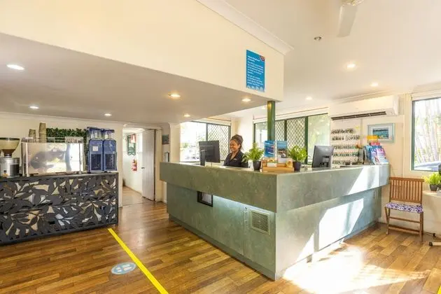 NRMA Bowen Beachfront Holiday Park - Lobi