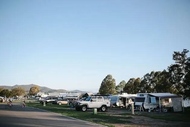 NRMA Lake Somerset Holiday Park - Dış Mekan