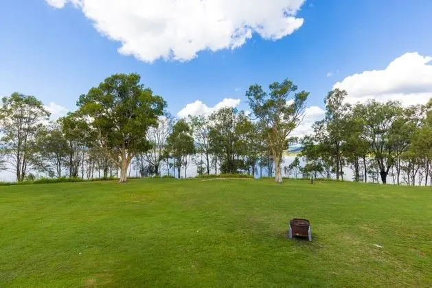 NRMA Lake Somerset Holiday Park - Dış Mekan