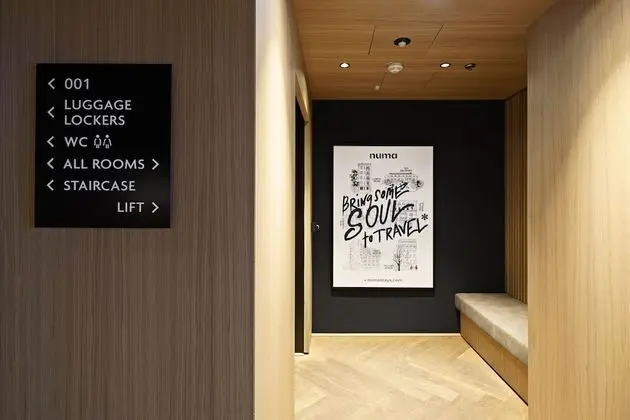 numa I Wood Rooms & Apartments - Lobi