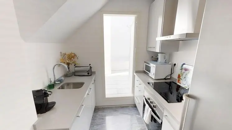 numa l Jondo Apartments - Mutfak
