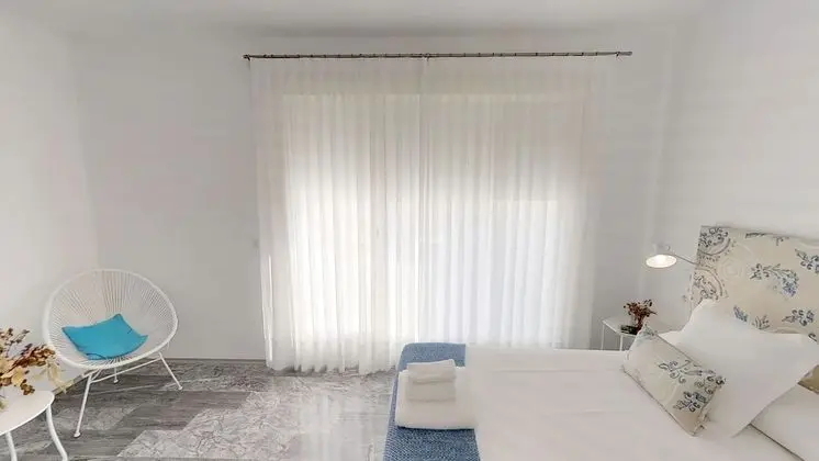 numa l Jondo Apartments - Oda
