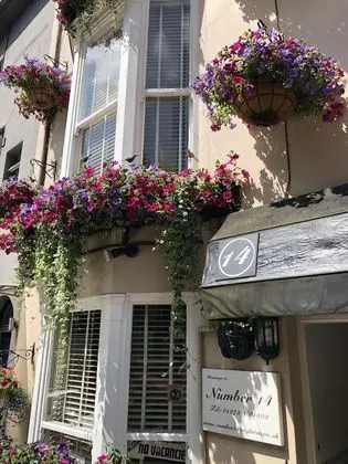 Number 14 Guest House - Dış Mekan