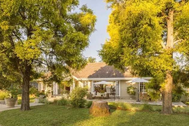 Number Eighteen Exclusive Guest Lodge - Dış Mekan