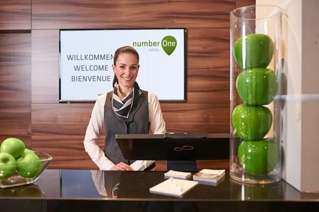 numberOne Hotel - Lobi
